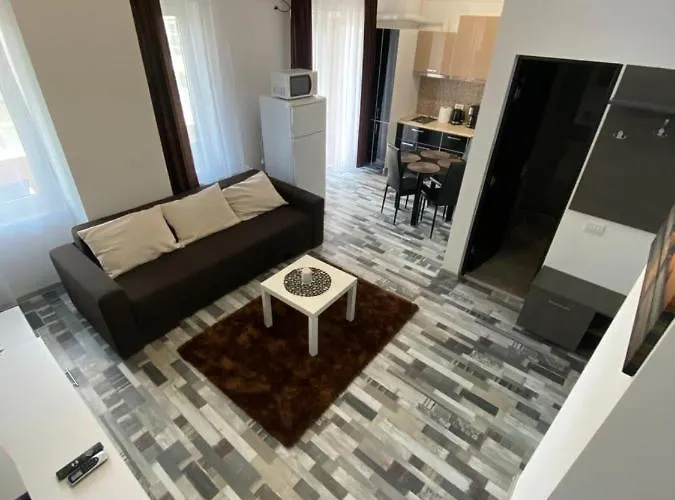 Fiesta Summerland Apartament Mamaja