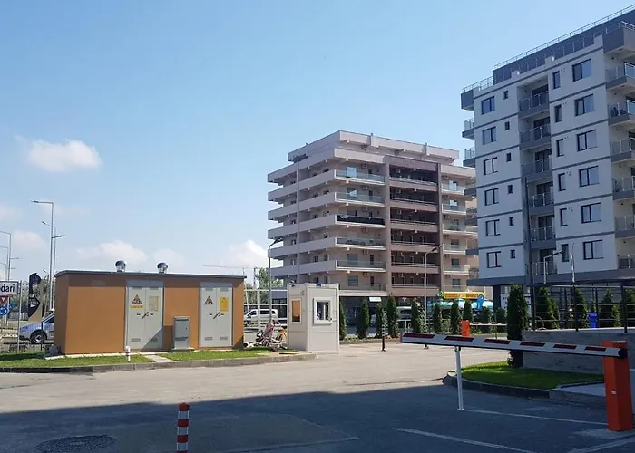 Fiesta Summerland * Mamaja